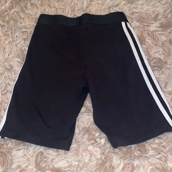Adidas Biker Shorts - Picture 4 of 5
